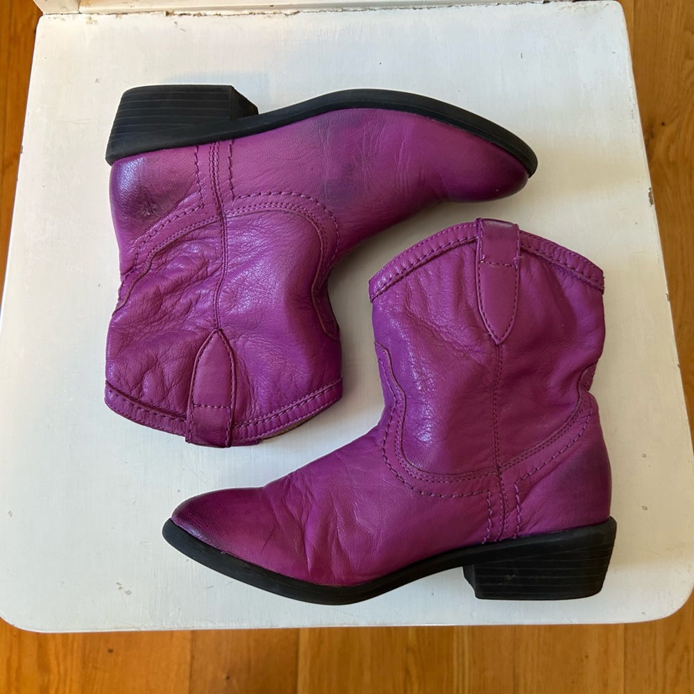 Frye Carson Kids' Magenta Leather Boots